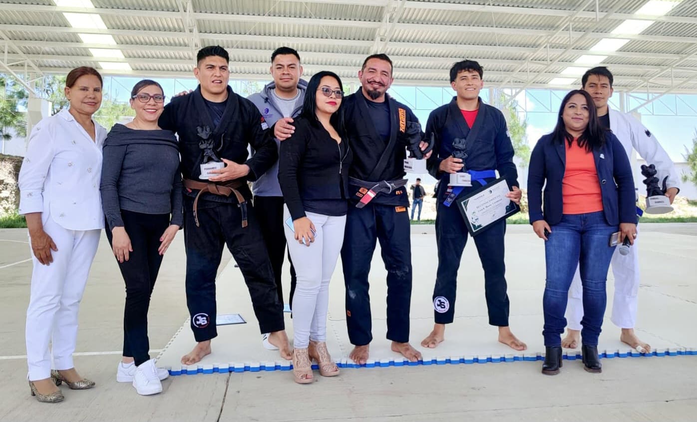 Imagen de la galería de JSBJJ MX